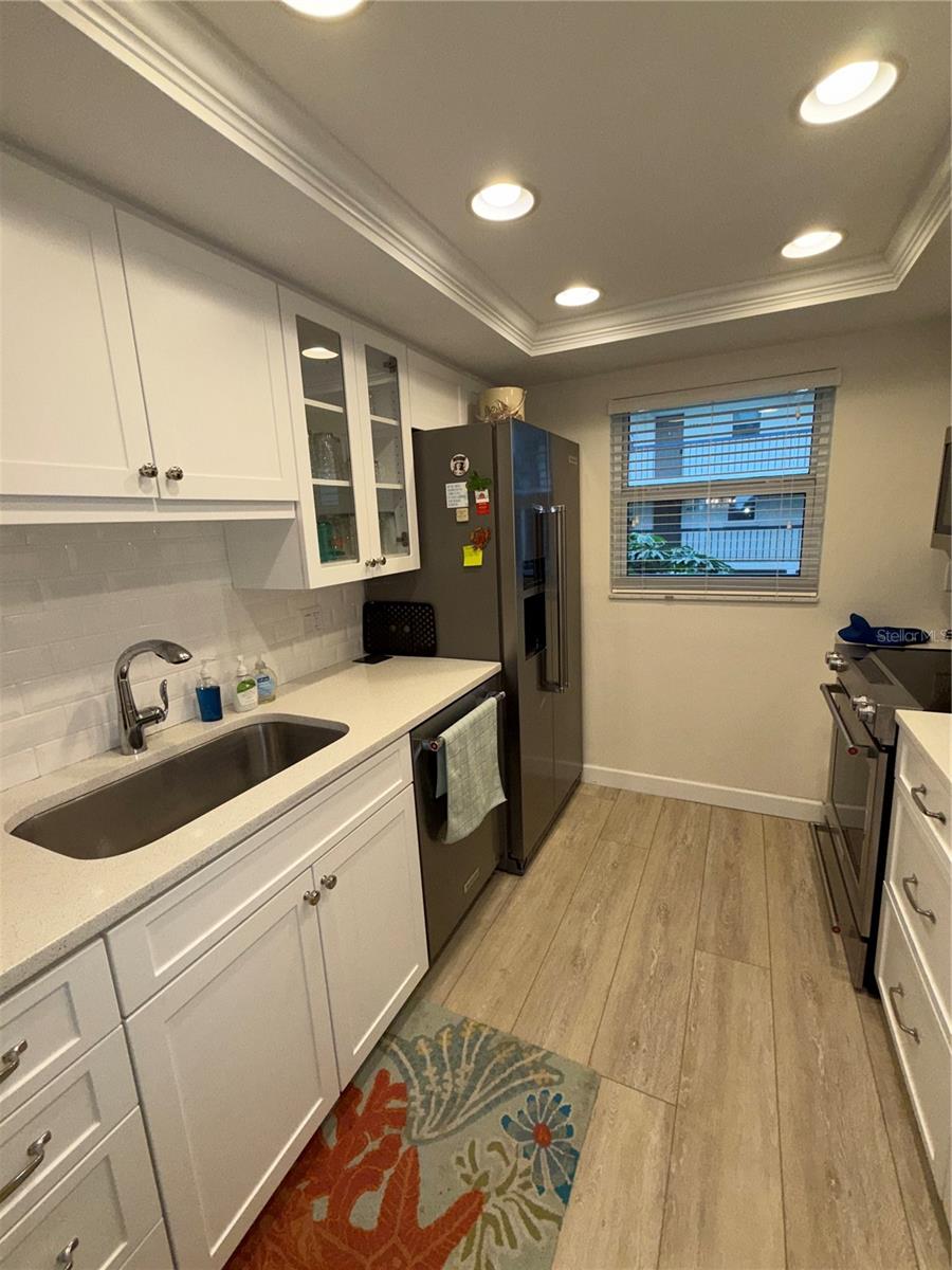 3240 GULF OF MEXICO DRIVE B402