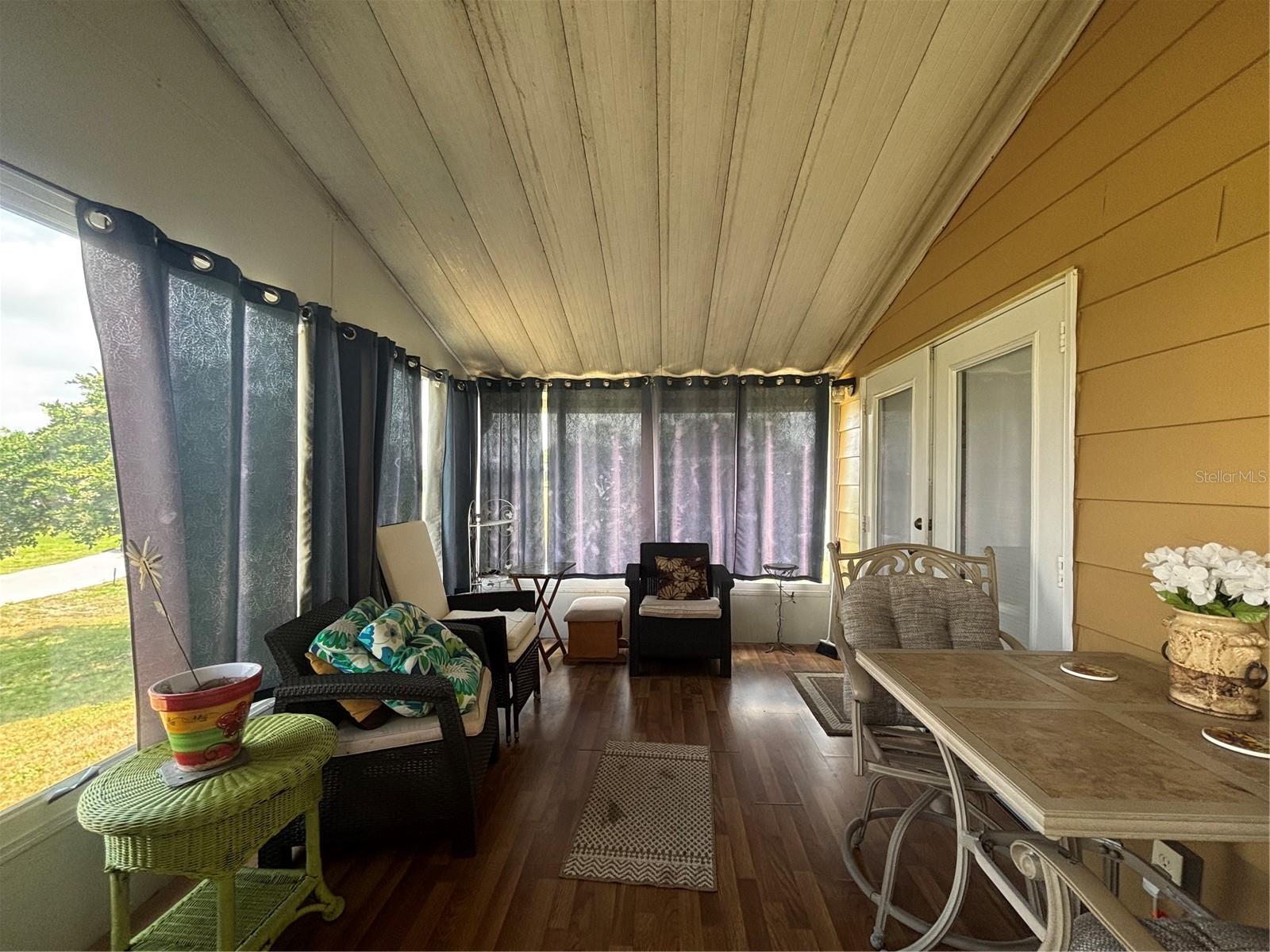 ZELLWOOD STATION COOP MH PARK - Residential