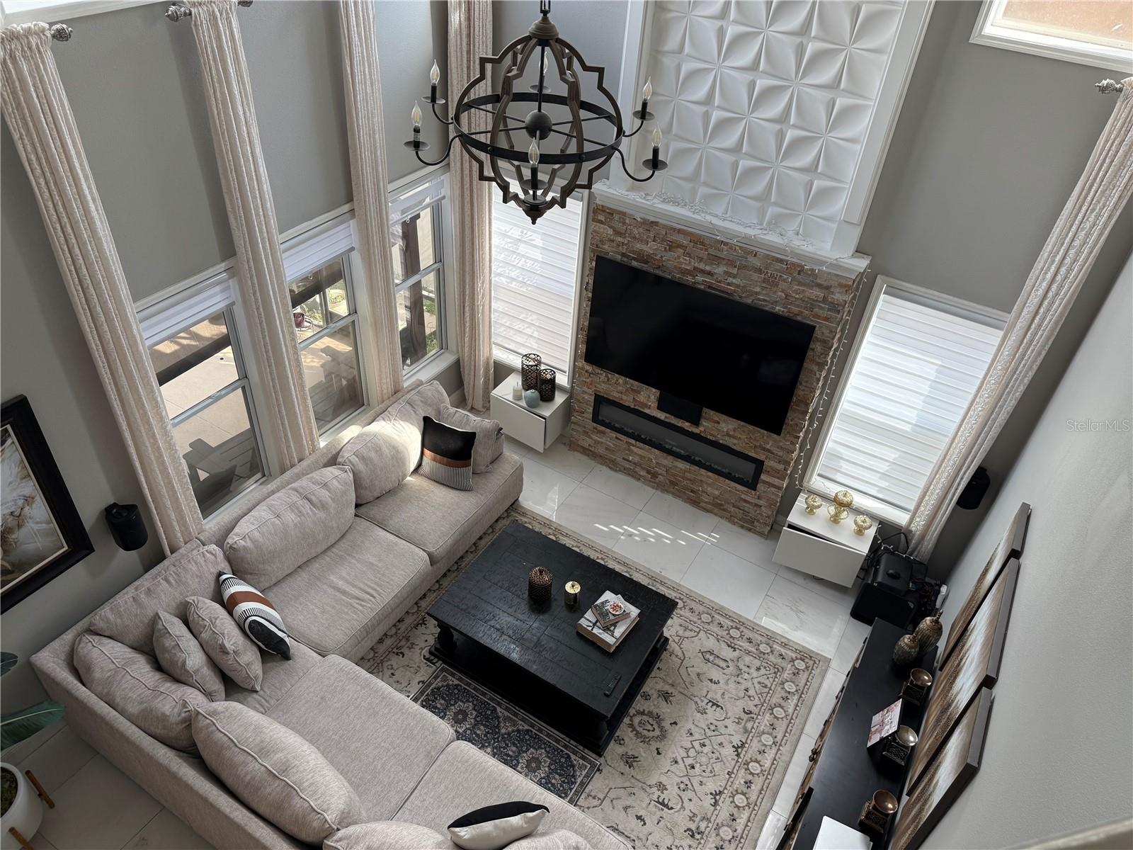 LAKES/WINDERMERE PH 04 - Residential
