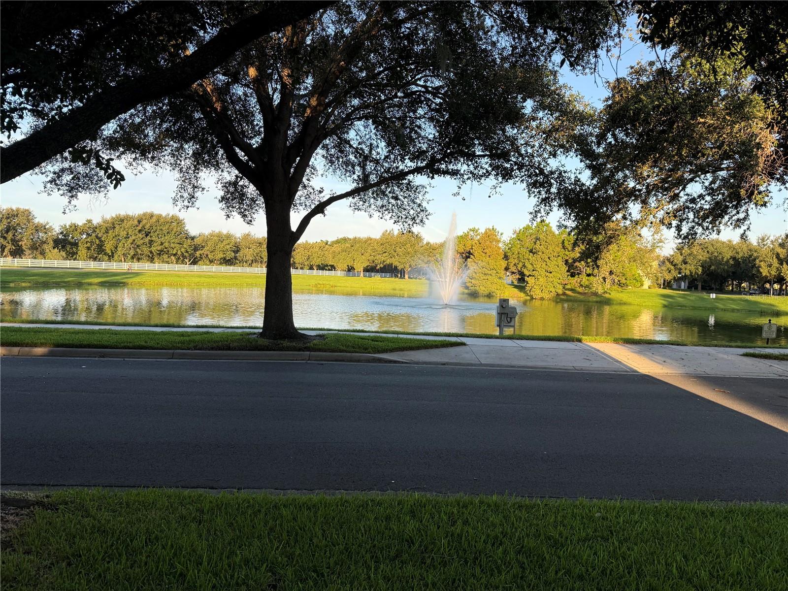 LAKES/WINDERMERE PH 04 - Residential
