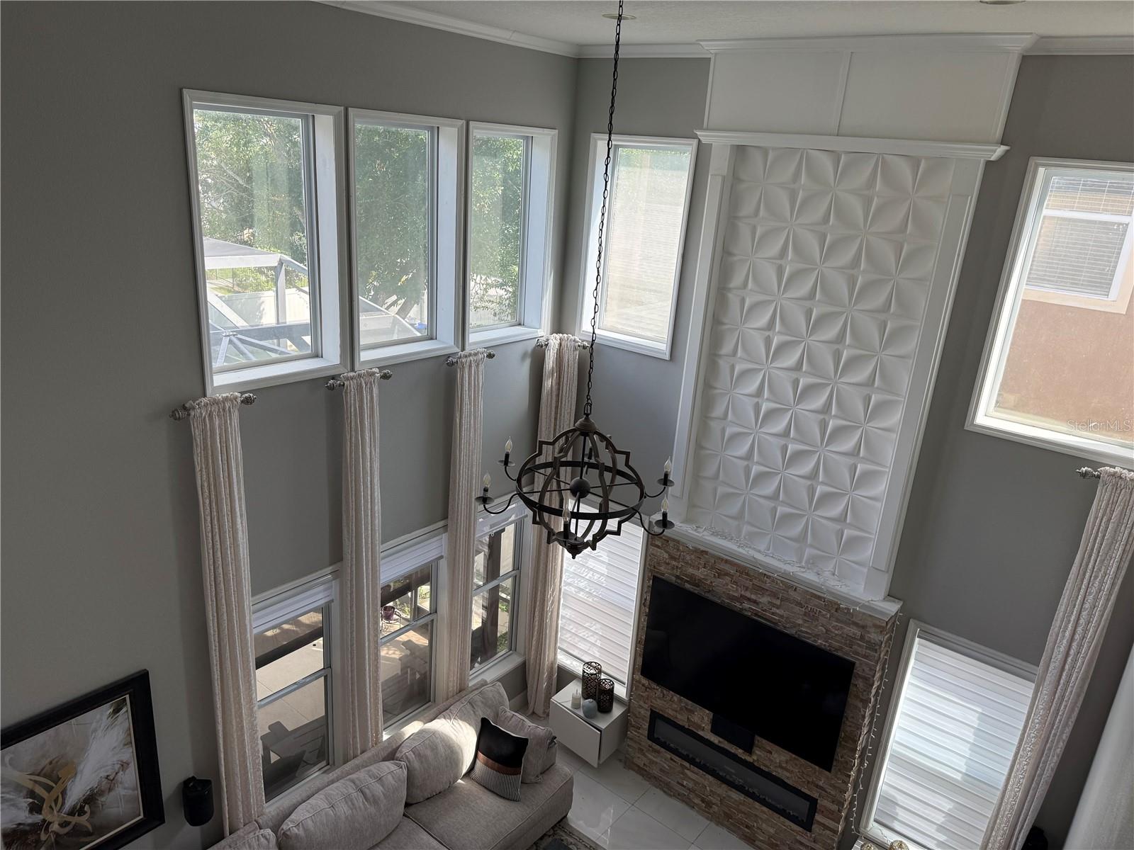 LAKES/WINDERMERE PH 04 - Residential