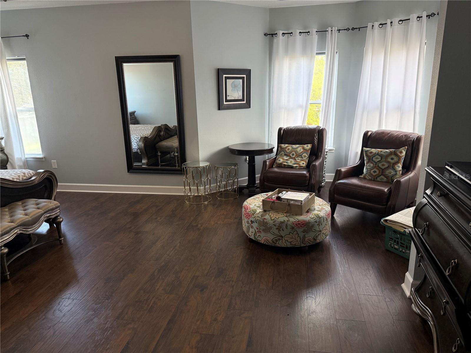 LAKES/WINDERMERE PH 04 - Residential