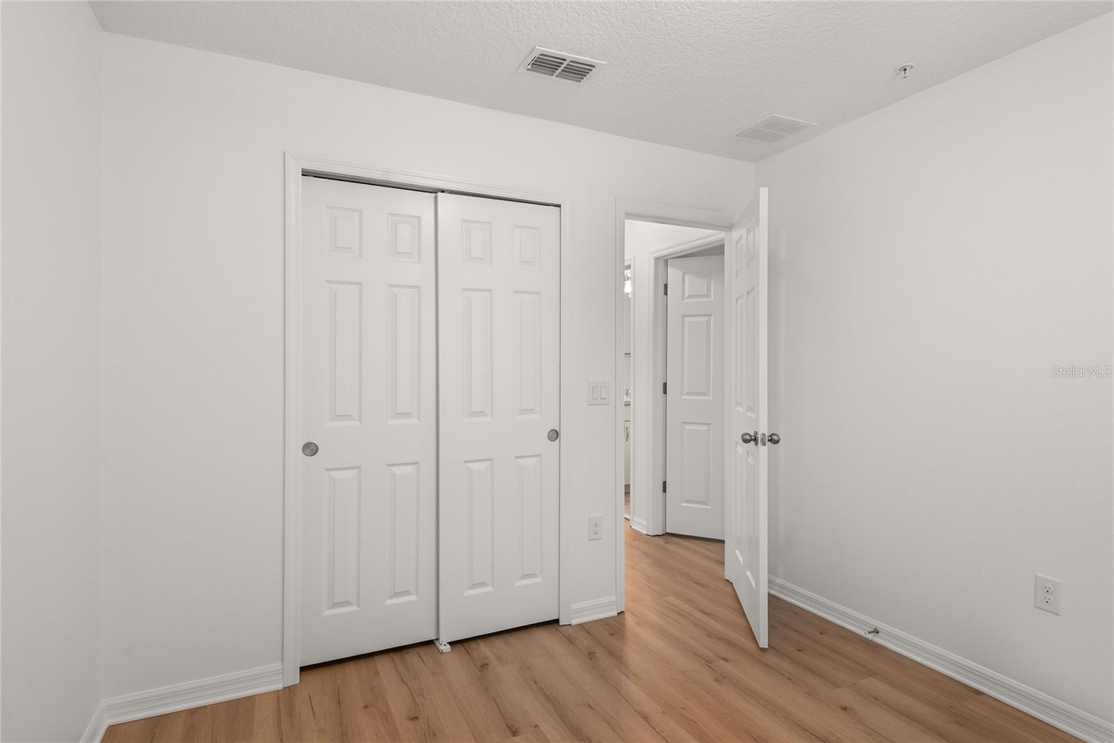 JESUPS LANDING - Residential Lease