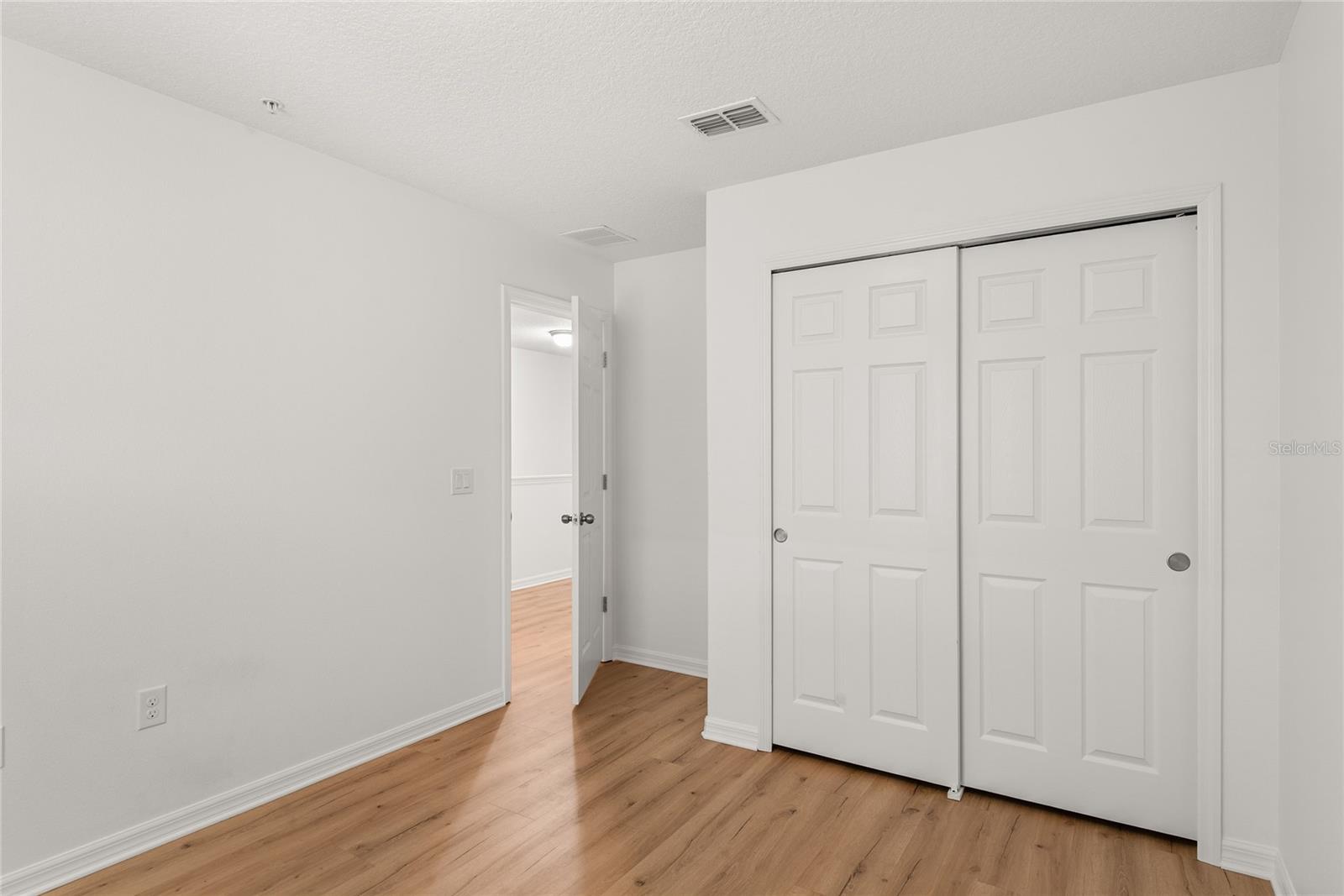 JESUPS LANDING - Residential Lease