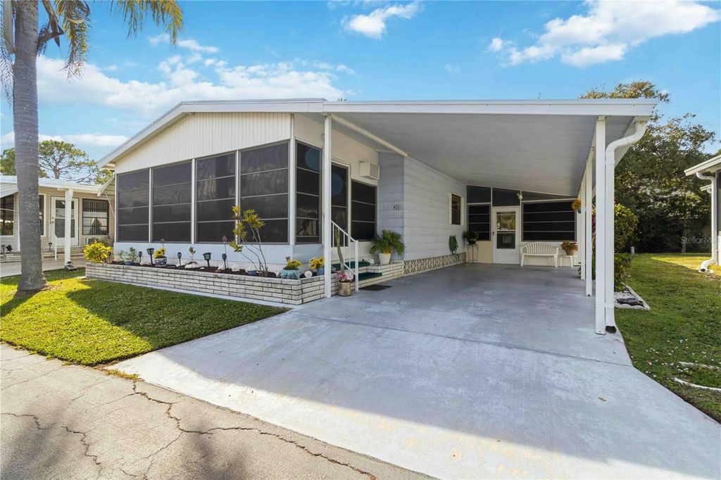 Photo of 300 Tropic Drive, Osprey, FL 34229 (MLS # N6141713)