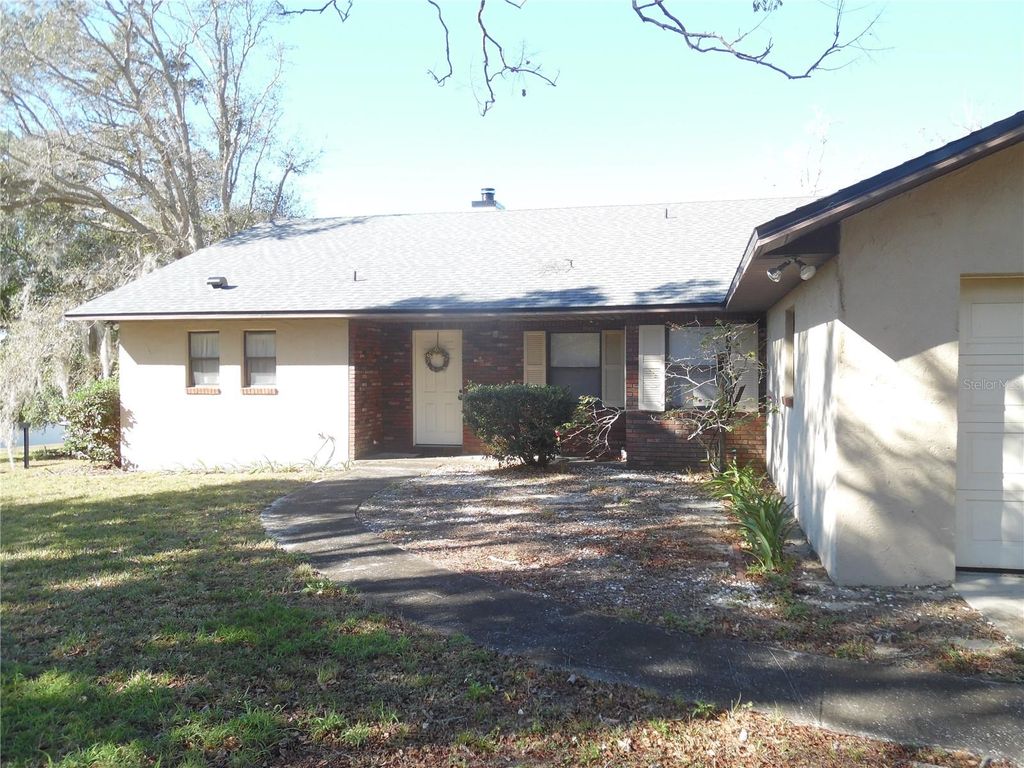 Photo of 14444 Johns Lake Road, Clermont, FL 34711 (MLS # G5106937)