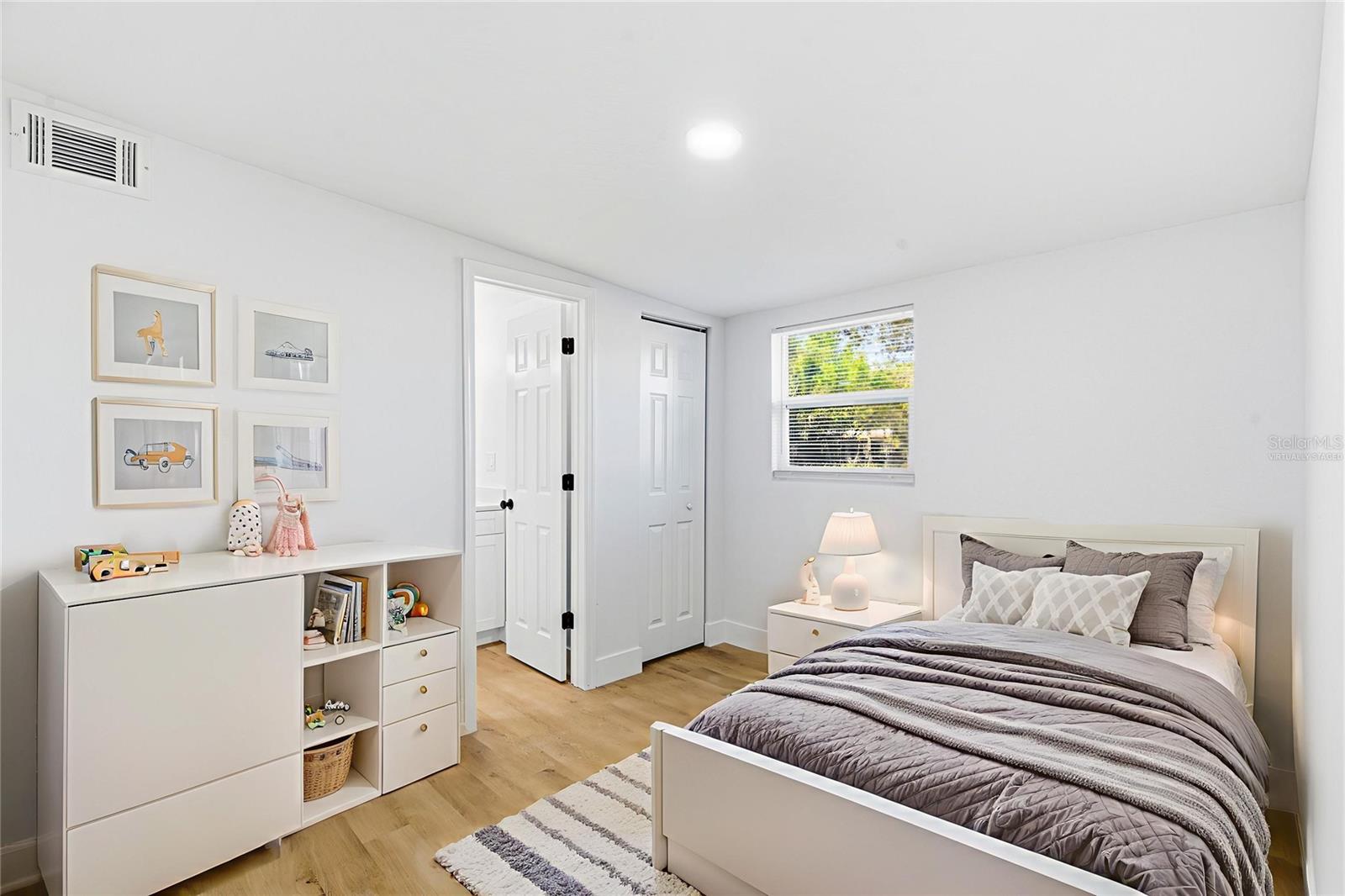 CLEVELAND HEIGHTS MANOR FIRST ADD - Residential