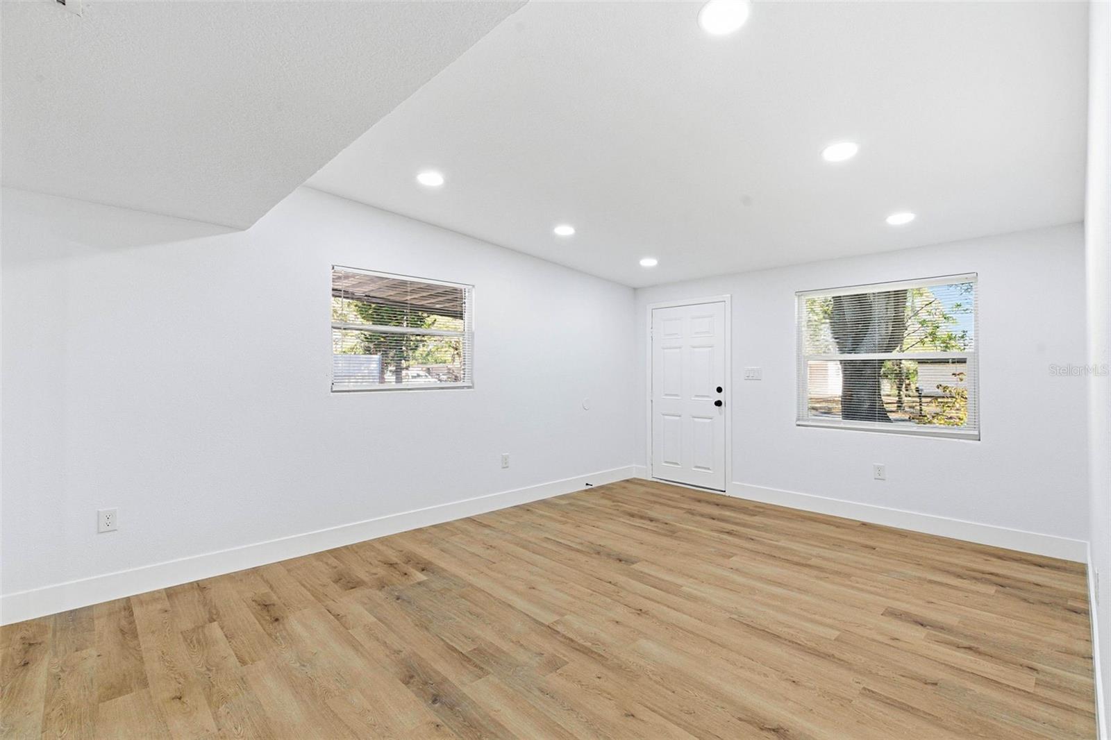 CLEVELAND HEIGHTS MANOR FIRST ADD - Residential