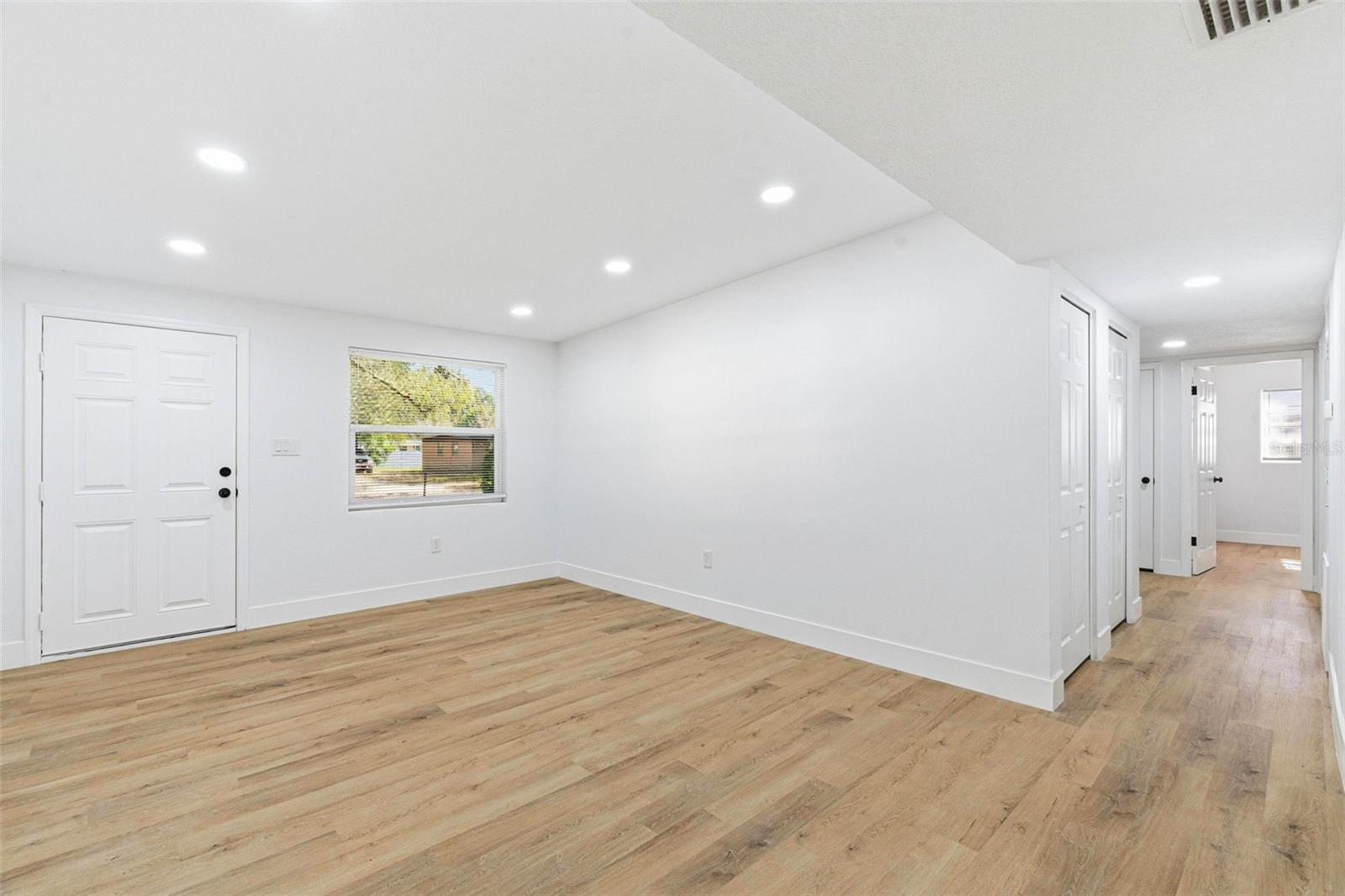 CLEVELAND HEIGHTS MANOR FIRST ADD - Residential