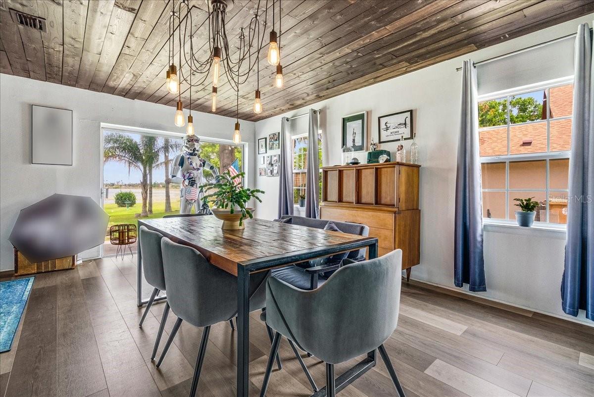 LAKE CECILE PARK - Residential