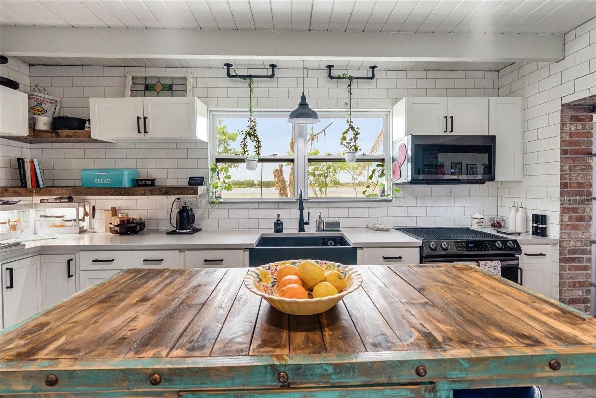 LAKE CECILE PARK - Residential