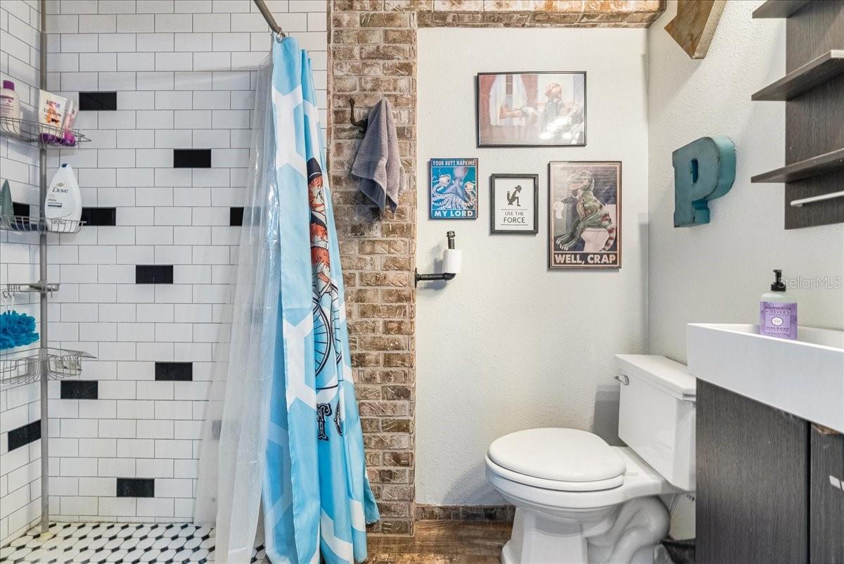 LAKE CECILE PARK - Residential