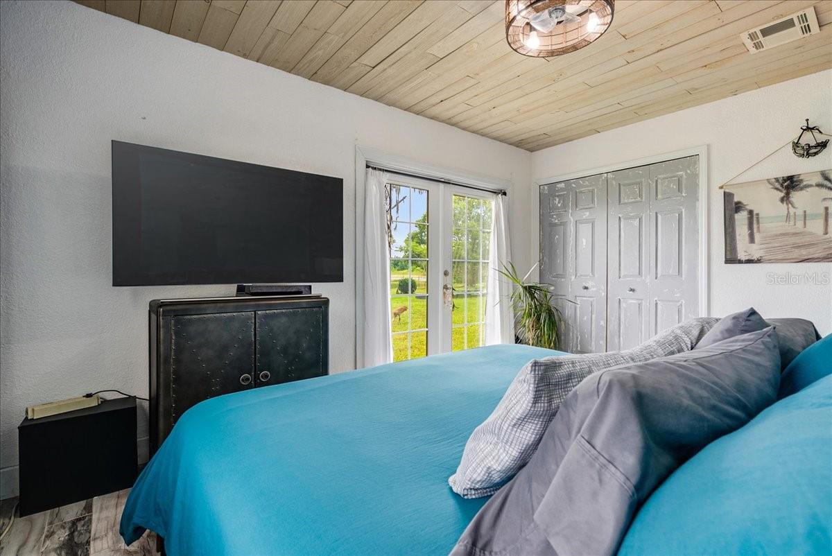 LAKE CECILE PARK - Residential