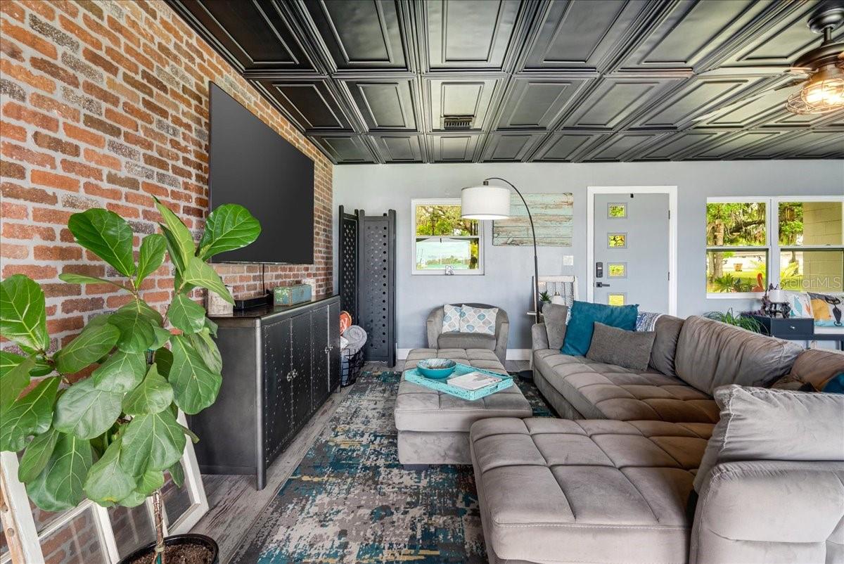 LAKE CECILE PARK - Residential