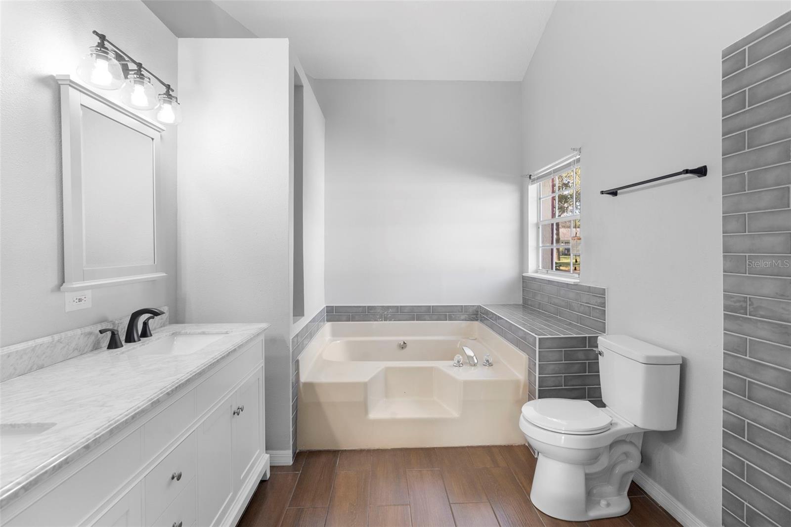 ERROL ESTATE - Residential