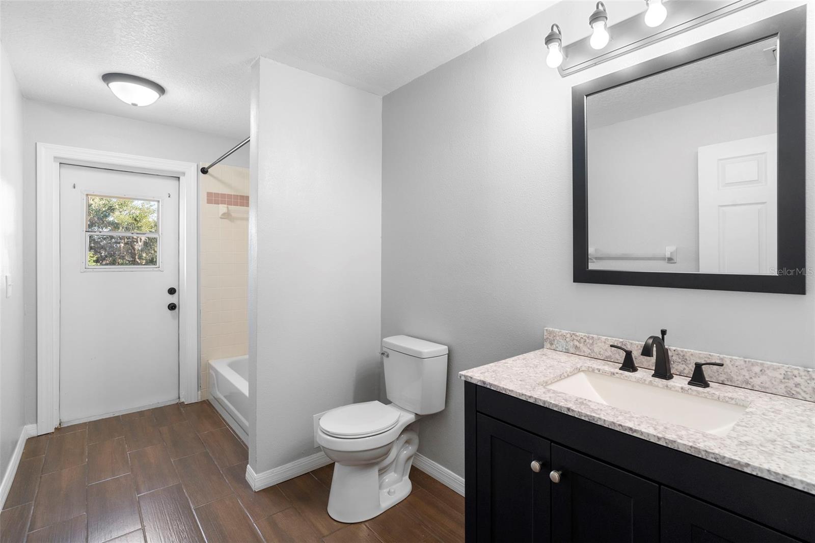 ERROL ESTATE - Residential