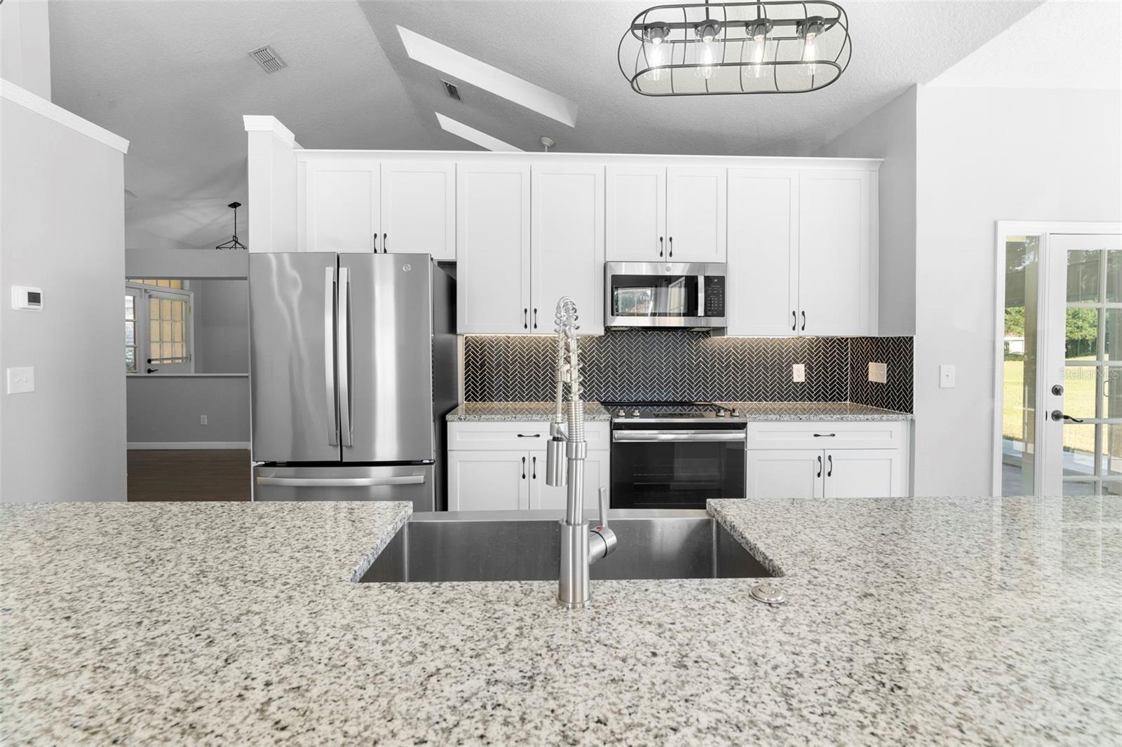 ERROL ESTATE - Residential