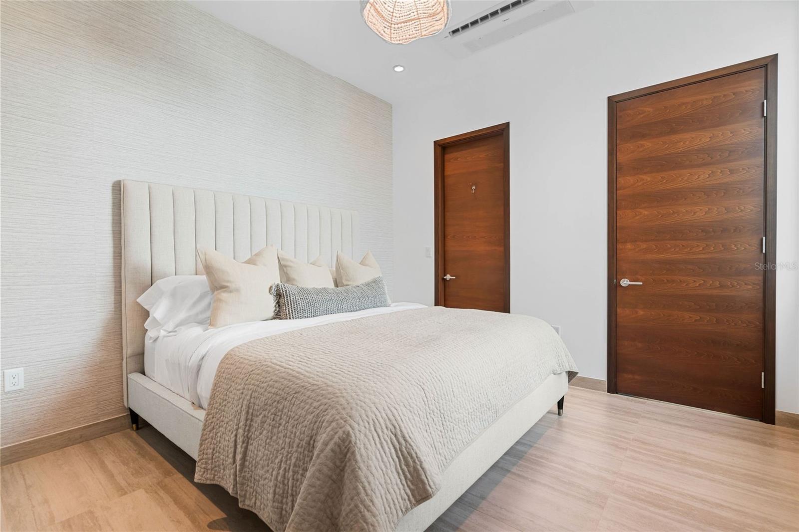 THE ISLES AT DORADO BEACH - Residential