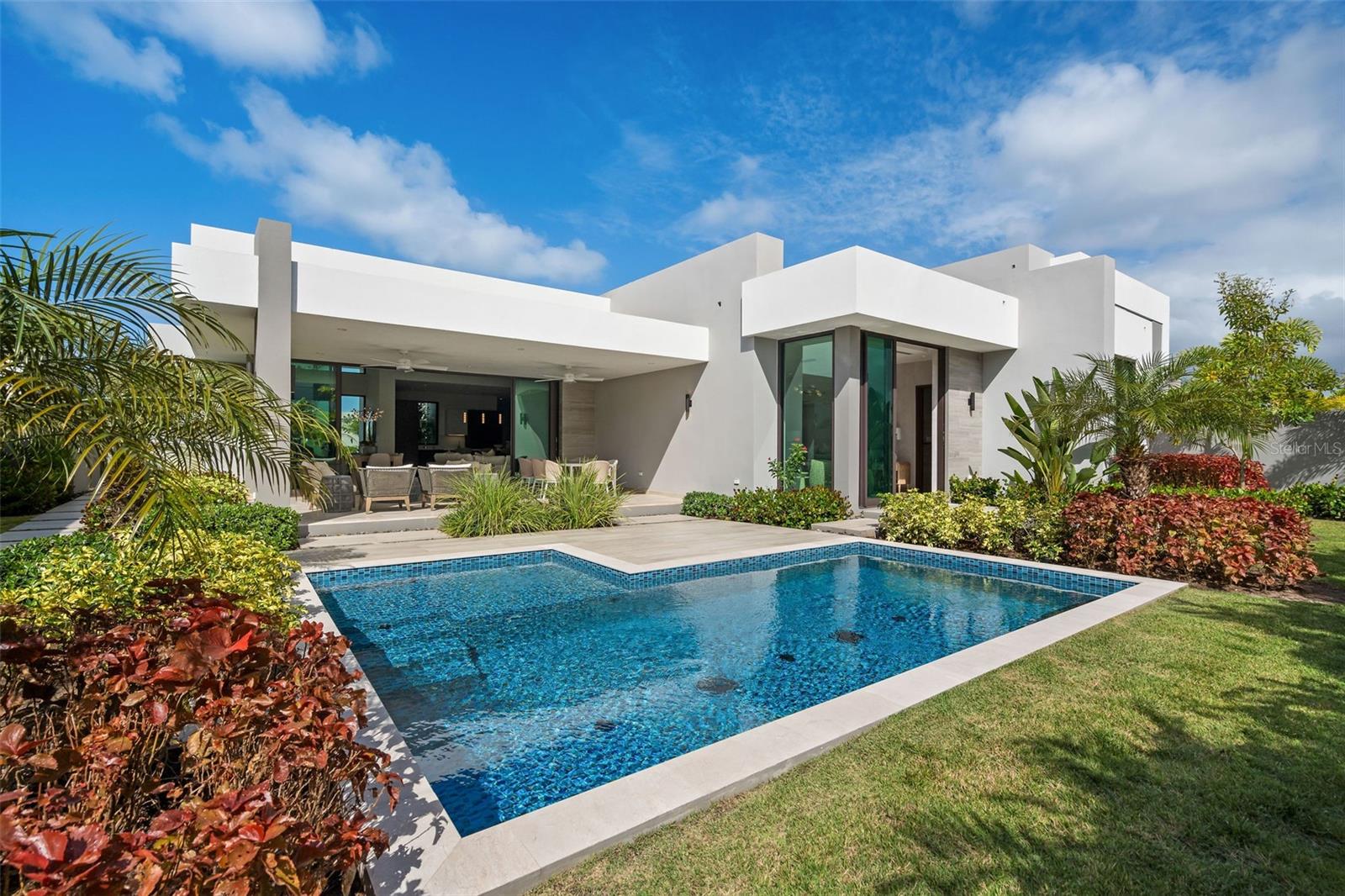 THE ISLES AT DORADO BEACH - Residential