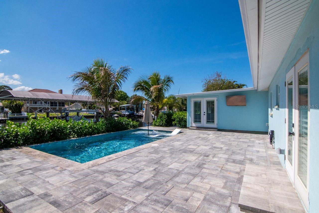 BAYWOOD VILLAGE SEC 3 - Residential