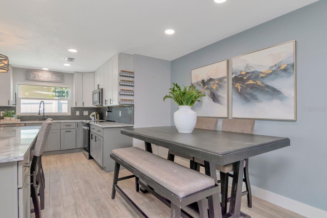 BAYWOOD VILLAGE SEC 3 - Residential