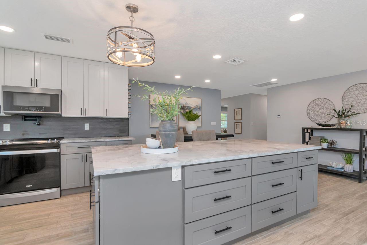 BAYWOOD VILLAGE SEC 3 - Residential