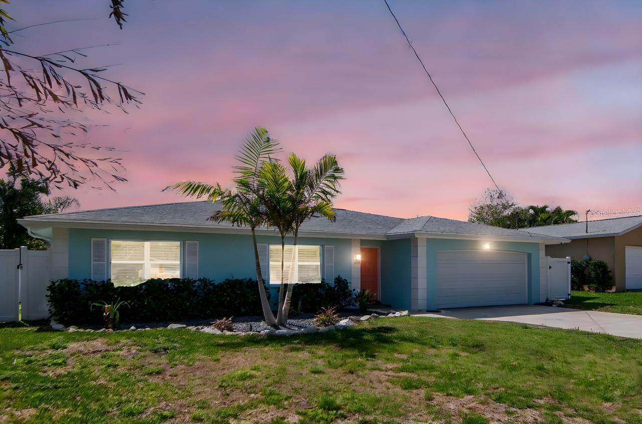 BAYWOOD VILLAGE SEC 3 - Residential