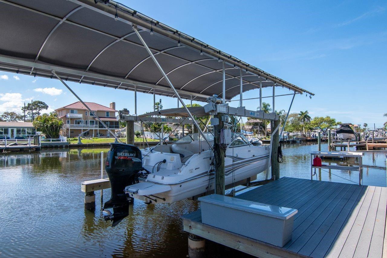 BAYWOOD VILLAGE SEC 3 - Residential