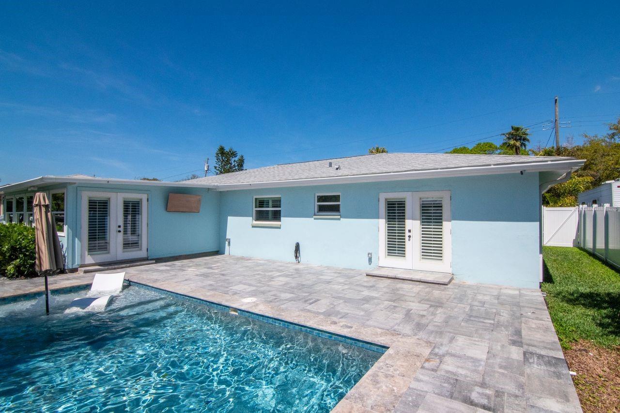 BAYWOOD VILLAGE SEC 3 - Residential