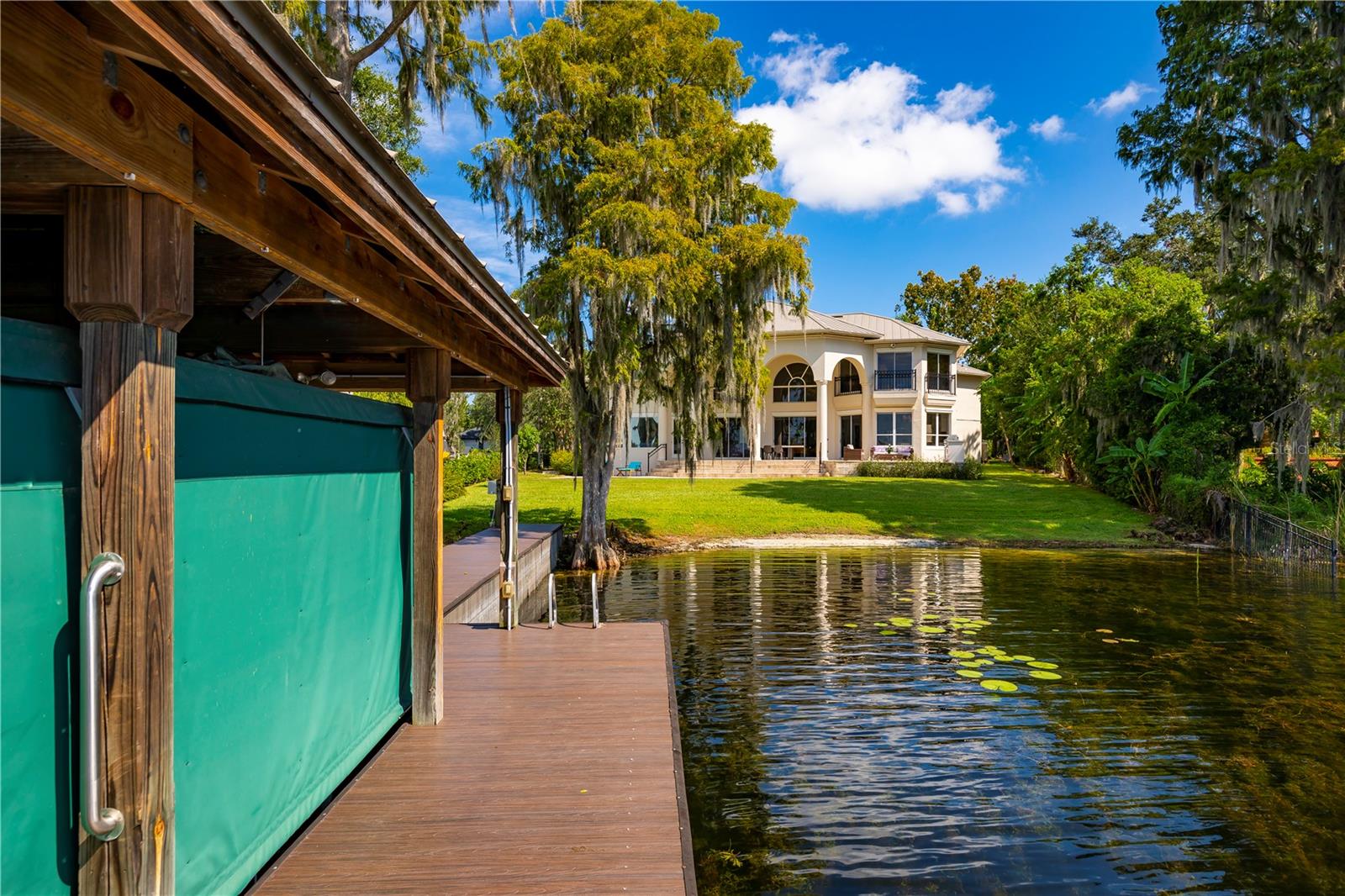 ACREAGE - Residential