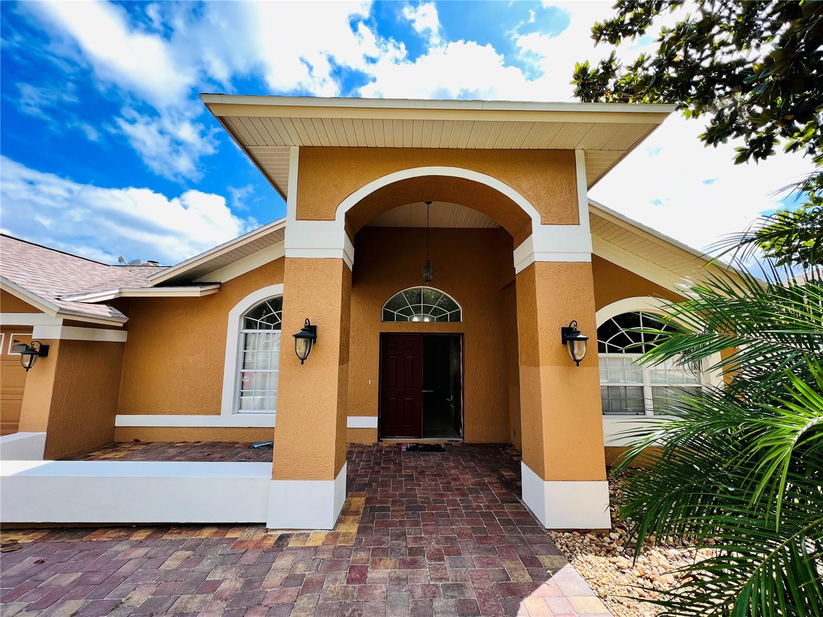 Bright, ONE-STORY 4 BR/2 BA/2-Car Garage Beautiful home on quiet street in HIGHLY-DESIRED Calusa Trace w/LARGE, FULLY-FENCED yard. **The rent includes all external maintenance.** Please note that the washer and dryer are not included tenants will need to bring their own. This home is zoned to HIGHLY-RATED SCHOOLS incl. STEINBRENNER HIGH SCHOOL. Elementary school is walking distance from home! This beautiful home features a SPLIT PLAN (Master bedroom separated from other bedrooms for ultimate privacy). We encourage you to apply now while we prepare this home for its next occupants. This property is available to be move-in NOW.