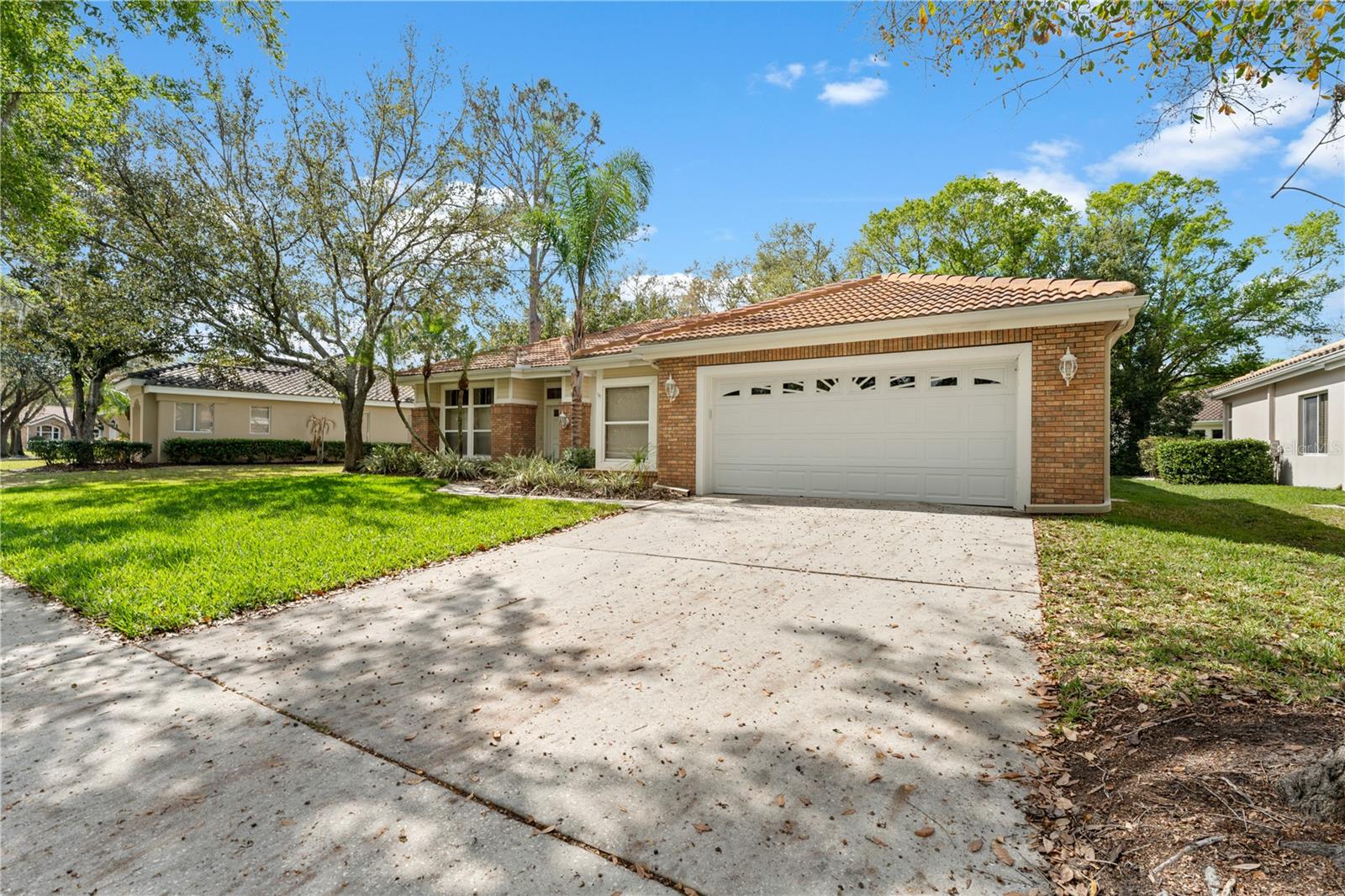 HUNTER'S GREEN, HUNTERS GREEN - Residential