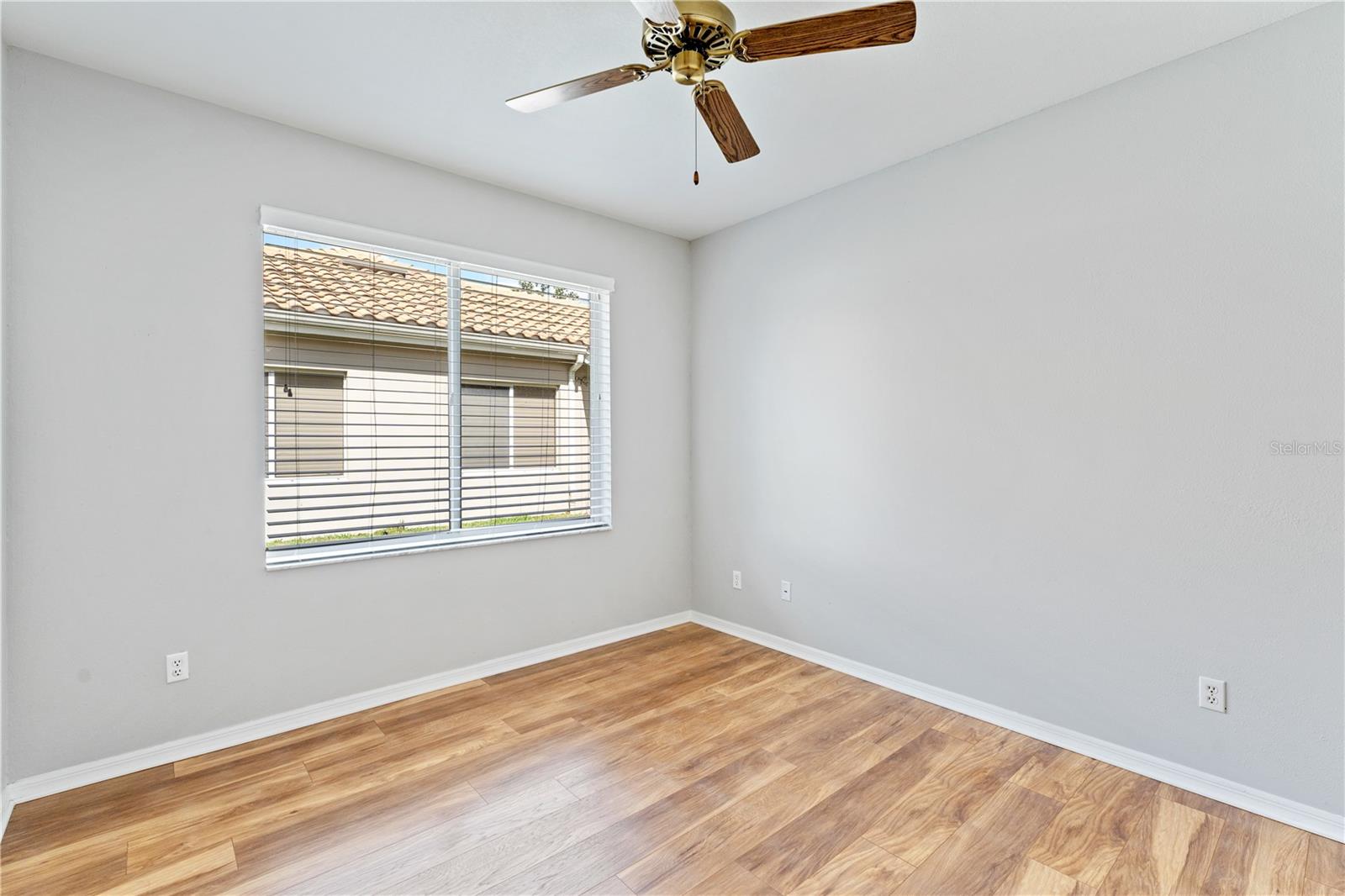 HUNTER'S GREEN, HUNTERS GREEN - Residential