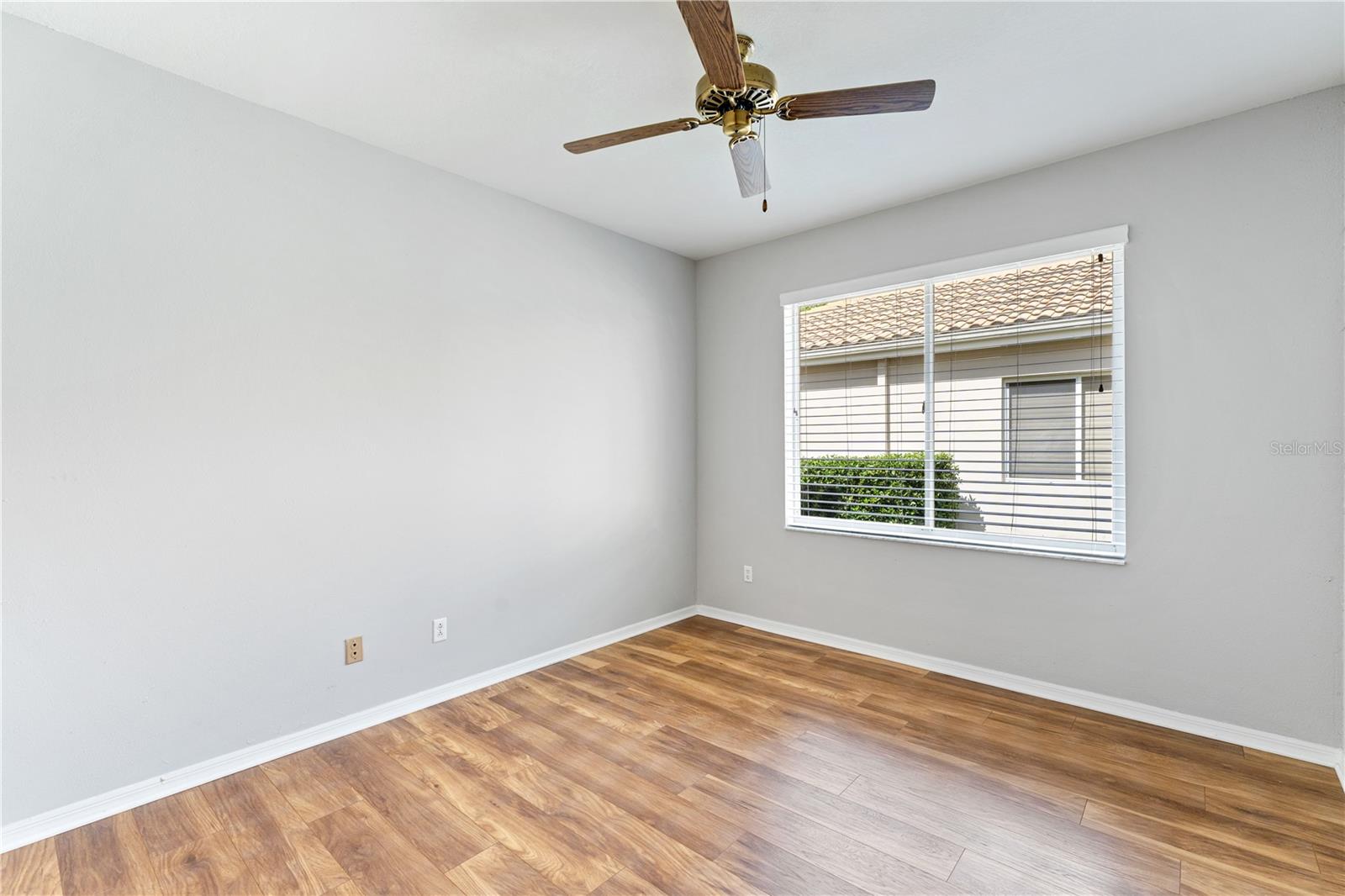 HUNTER'S GREEN, HUNTERS GREEN - Residential