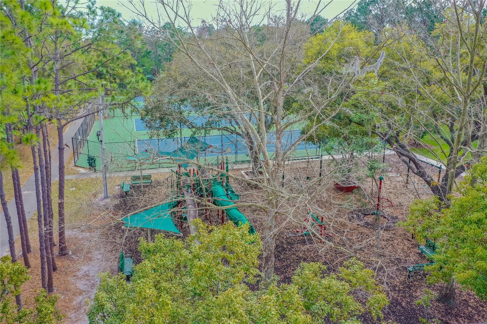 HUNTER'S GREEN, HUNTERS GREEN - Residential