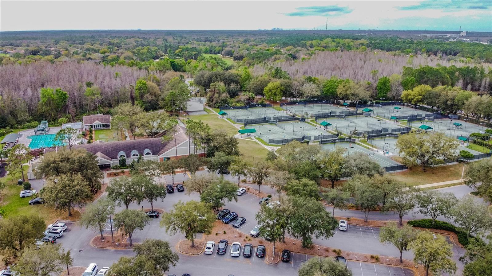 HUNTER'S GREEN, HUNTERS GREEN - Residential