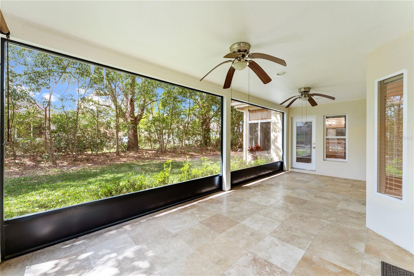 HUNTER'S GREEN, HUNTERS GREEN - Residential