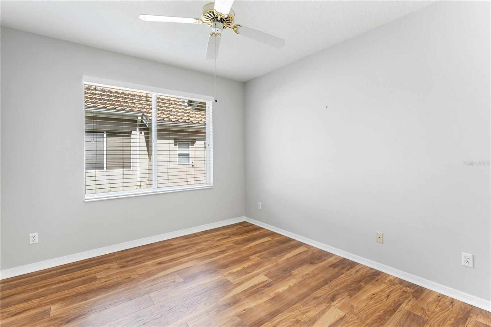 HUNTER'S GREEN, HUNTERS GREEN - Residential