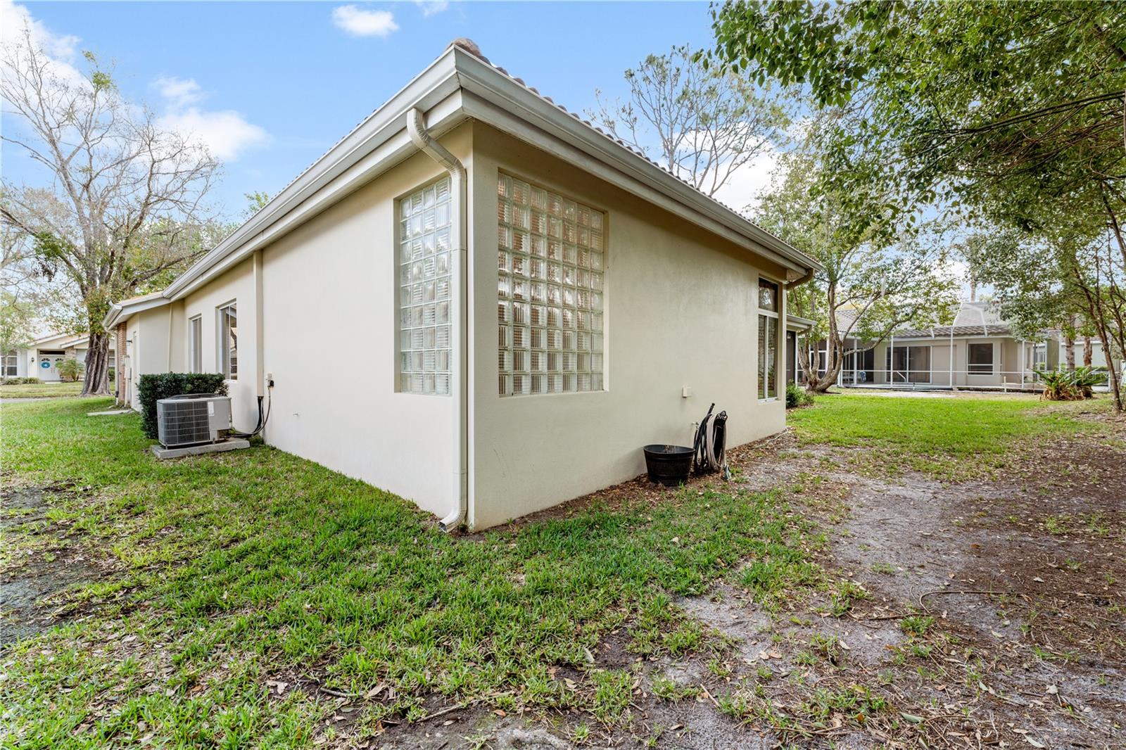 HUNTER'S GREEN, HUNTERS GREEN - Residential