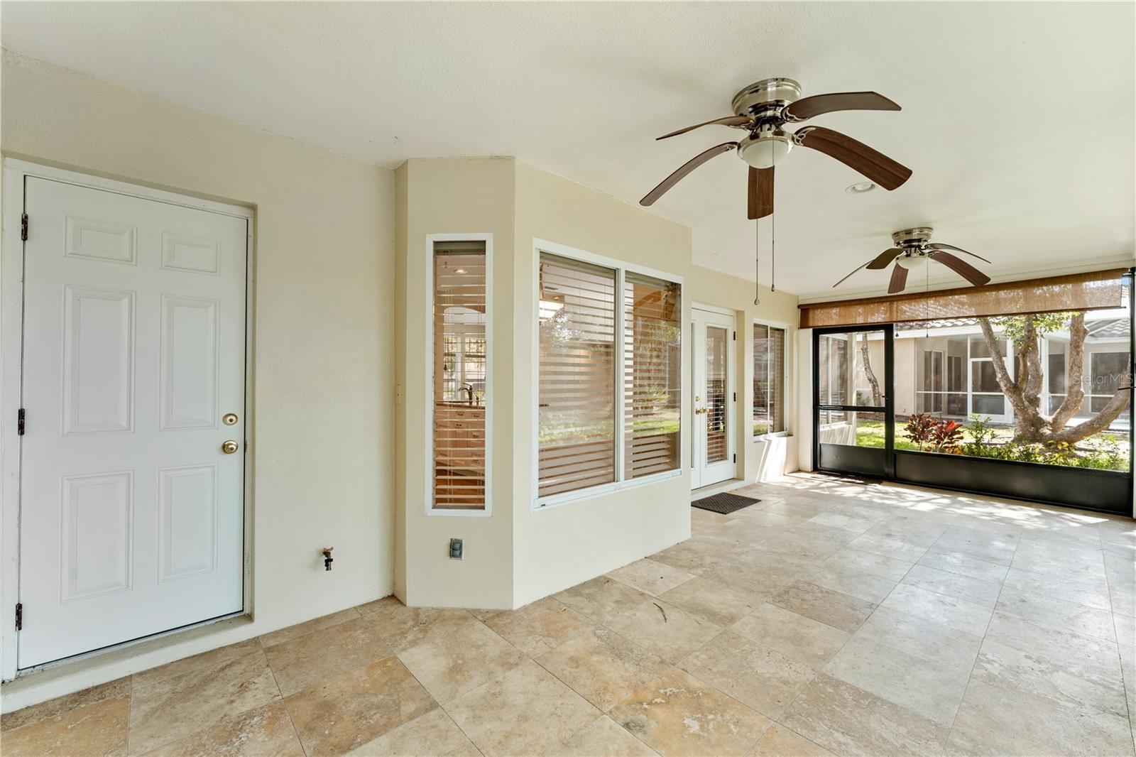 HUNTER'S GREEN, HUNTERS GREEN - Residential