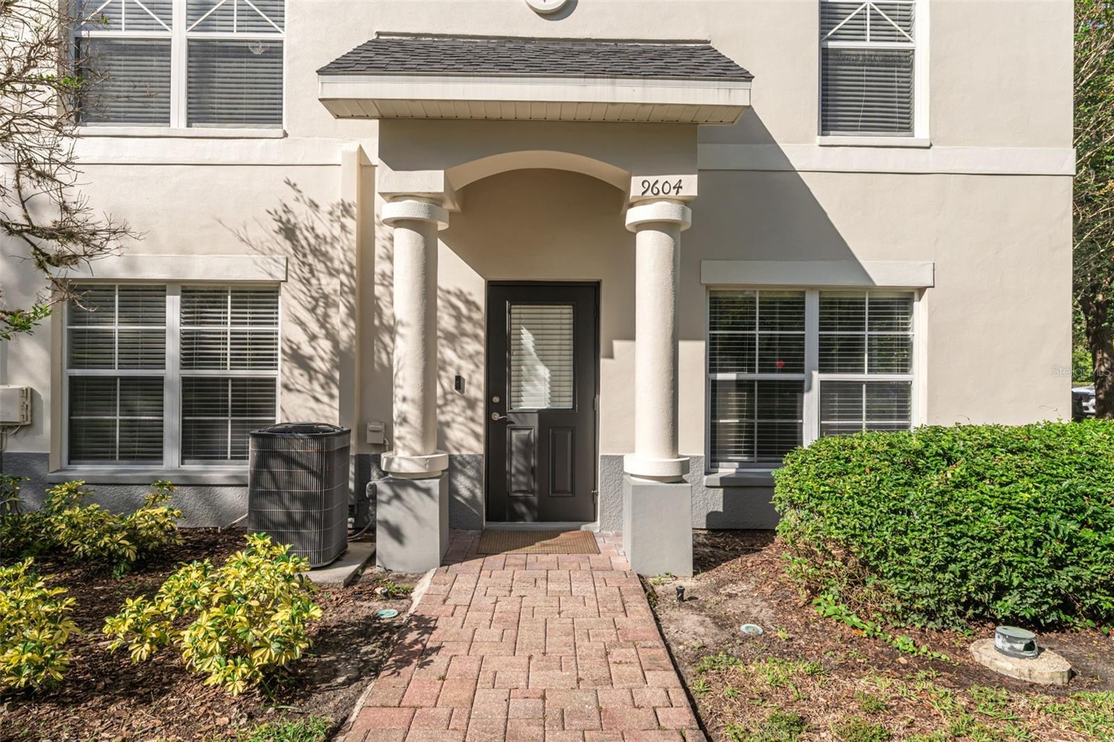 CHARLESTON PLACE TWNHMS - Residential