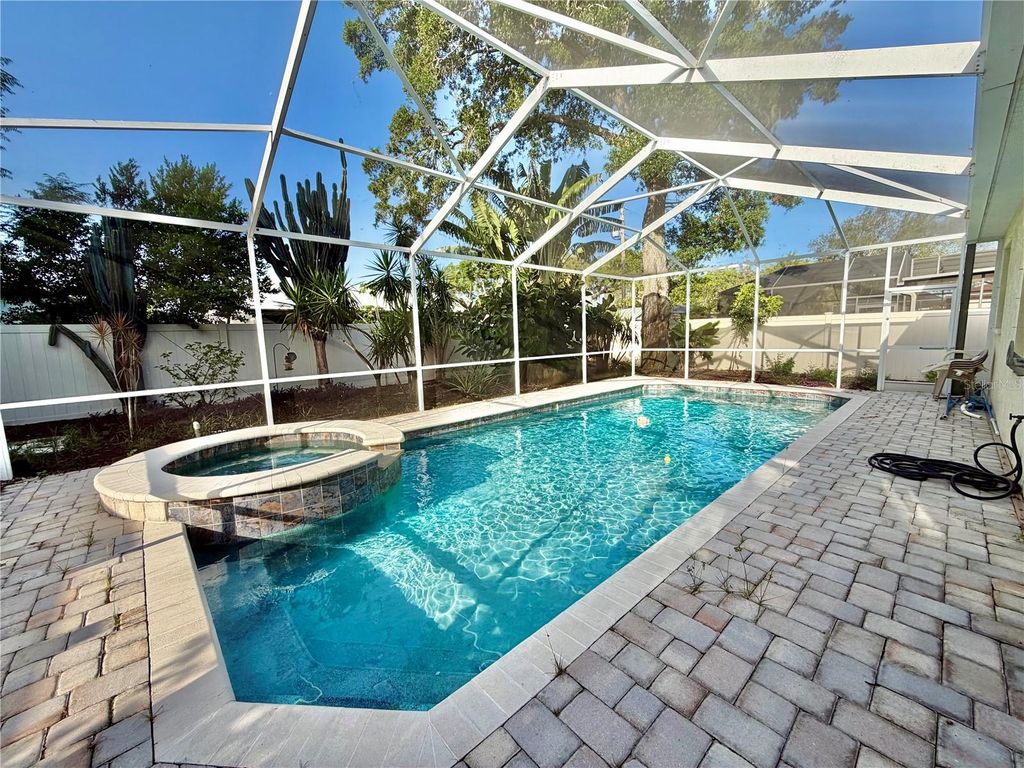 Photo of 1580 Pennsylvania Avenue, Palm Harbor, FL 34683 (MLS # TB8527392)