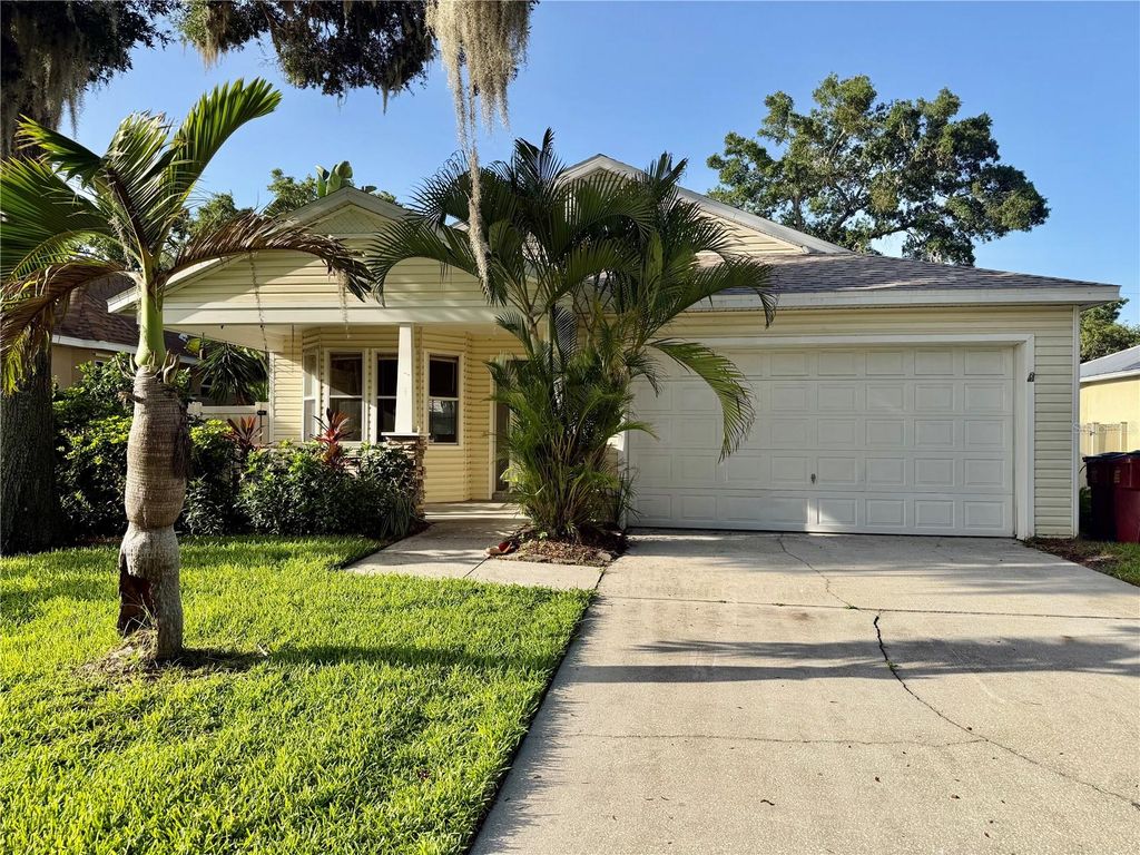Photo of 1580 Pennsylvania Avenue, Palm Harbor, FL 34683 (MLS # TB8527392)