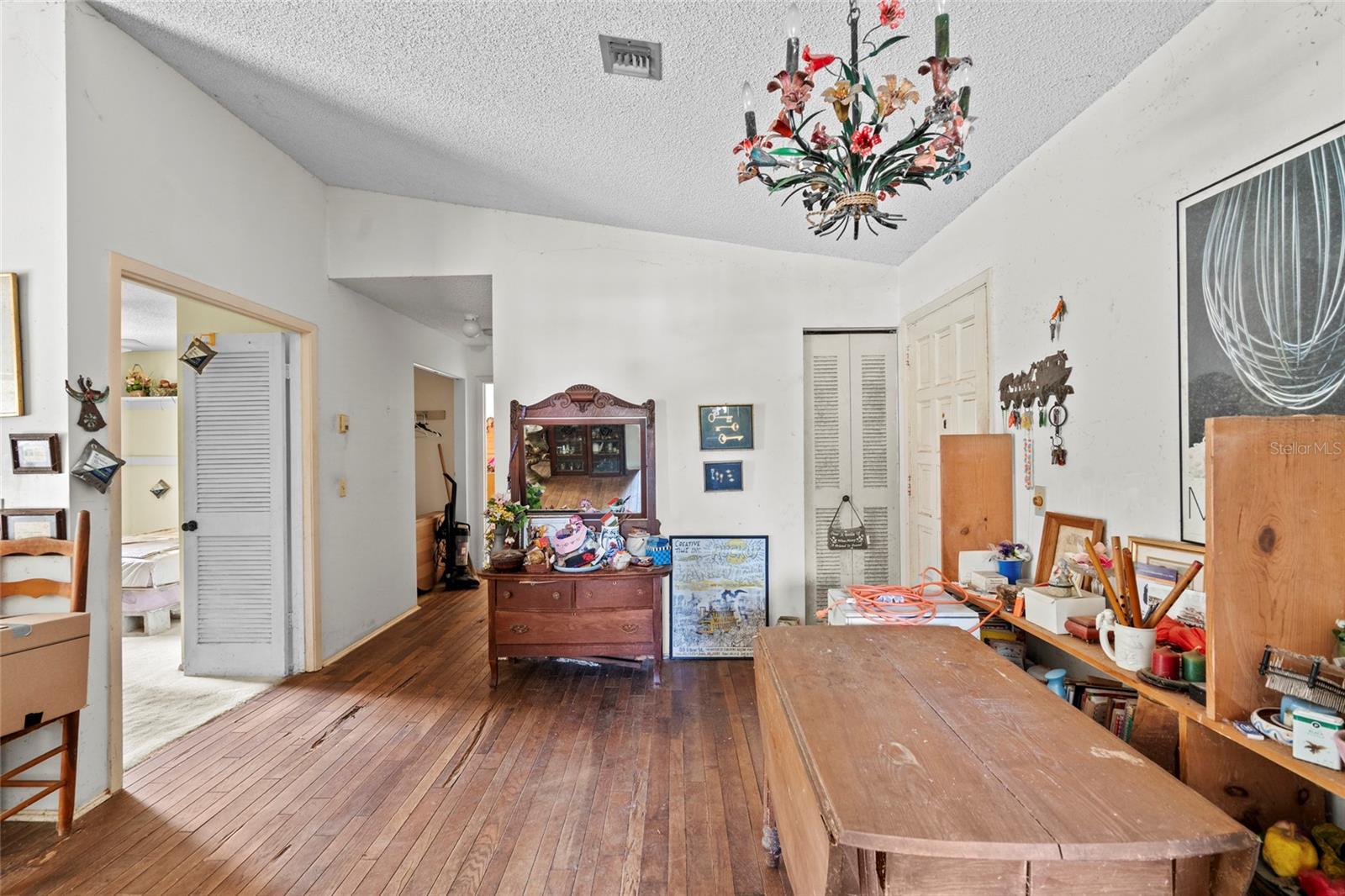 800 NW FORK ROAD 2-11