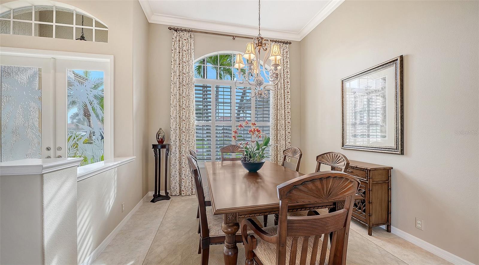 PELICAN POINTE GOLF & COUNTRY CLUB - Residential