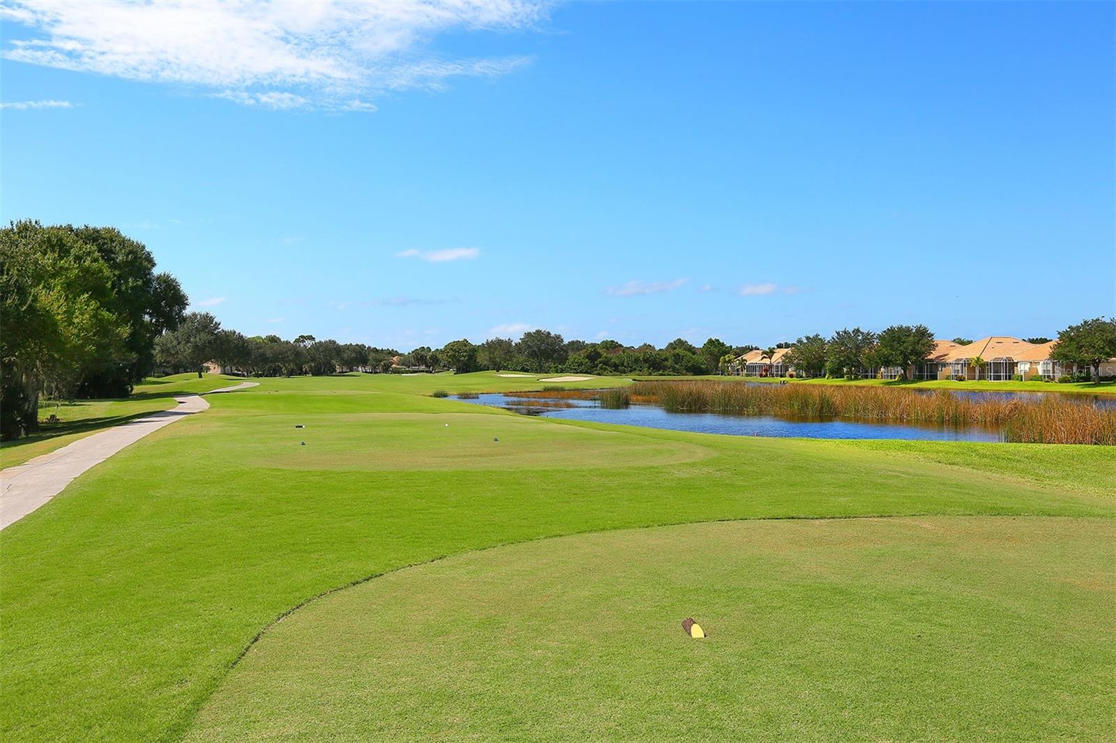 PELICAN POINTE GOLF & COUNTRY CLUB - Residential