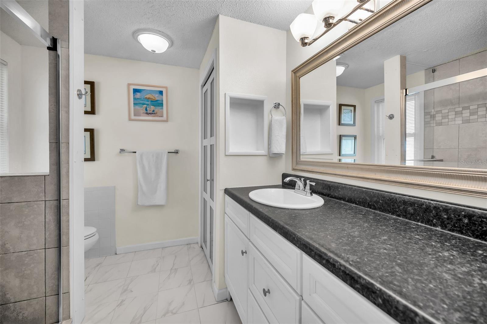 SHOREVIEW PH 2 - Residential
