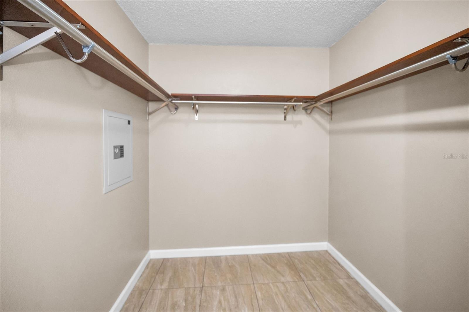 SHOREVIEW PH 2 - Residential