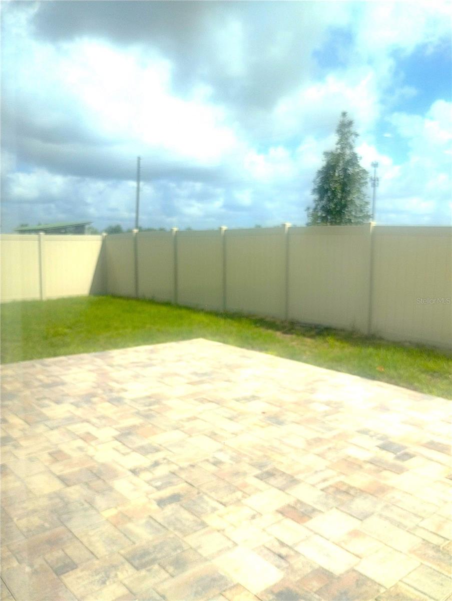 HUNT CLUB/LK WALES PH 1 - Residential Lease