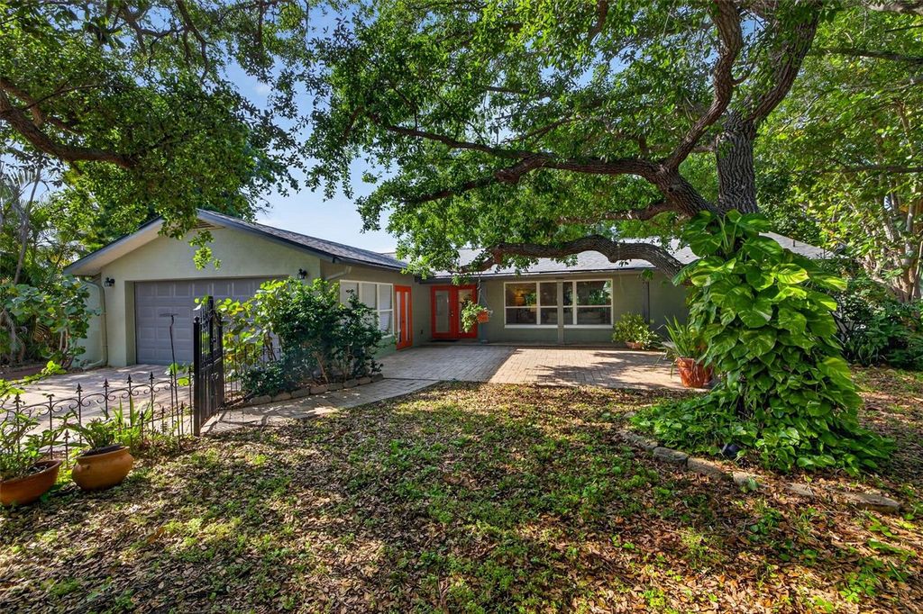 Photo of 5200 14th Street NE, St Petersburg, FL 33703 (MLS # TB8498329)